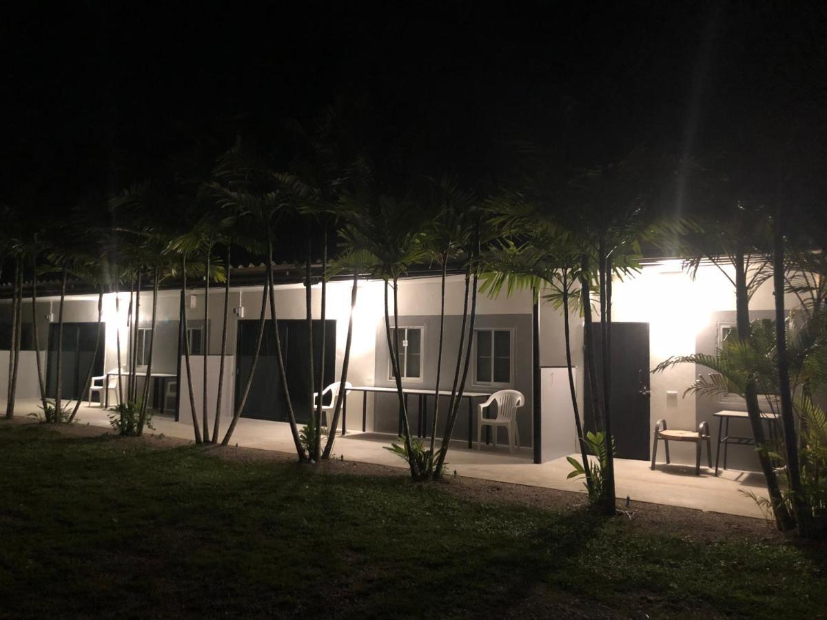 Wassana Sitdharma Guesthouse Trang Buitenkant foto