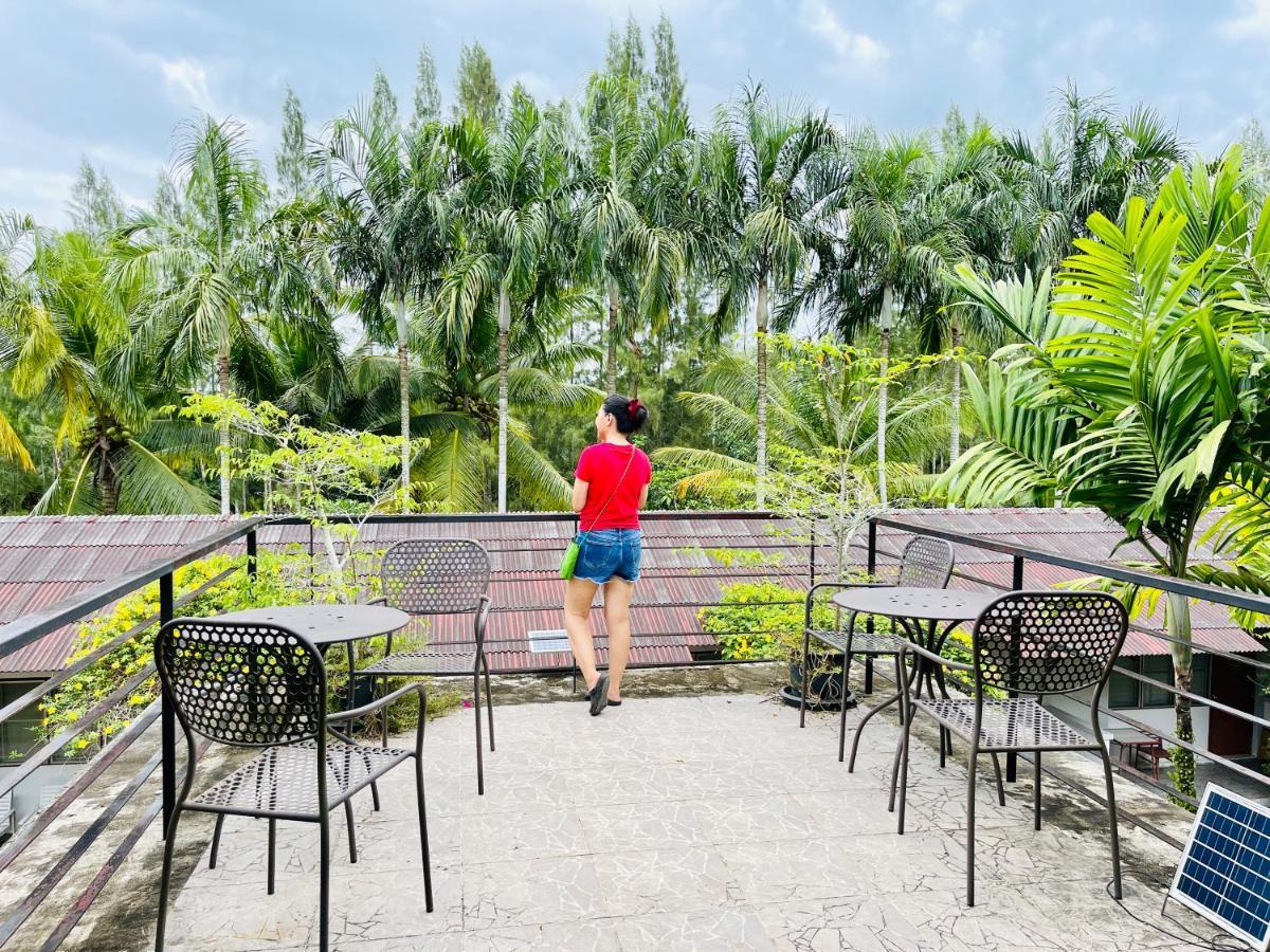 Wassana Sitdharma Guesthouse Trang Buitenkant foto