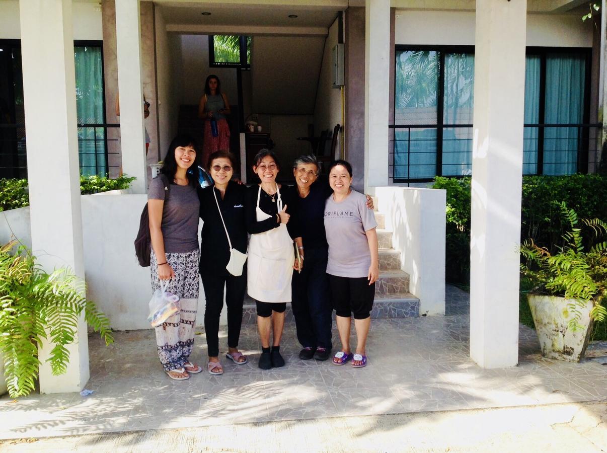Wassana Sitdharma Guesthouse Trang Buitenkant foto