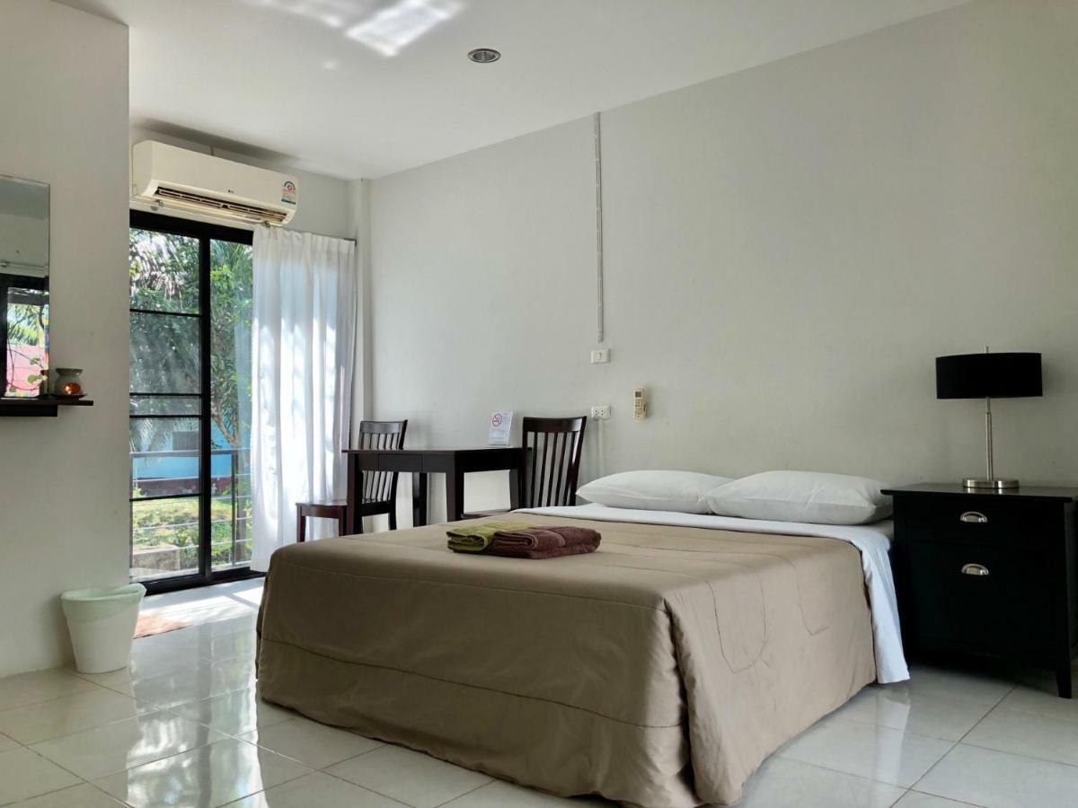 Wassana Sitdharma Guesthouse Trang Buitenkant foto