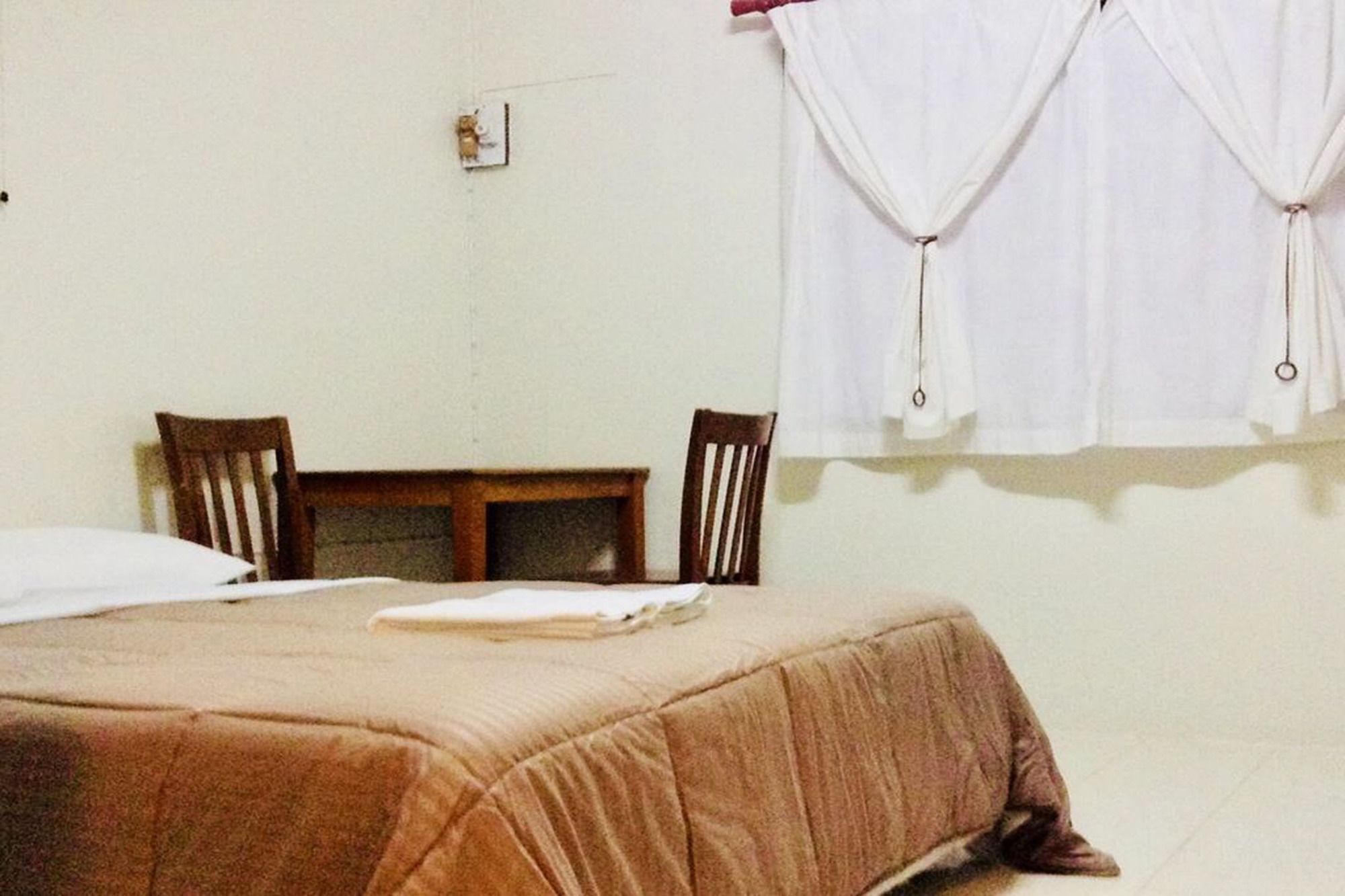 Wassana Sitdharma Guesthouse Trang Buitenkant foto